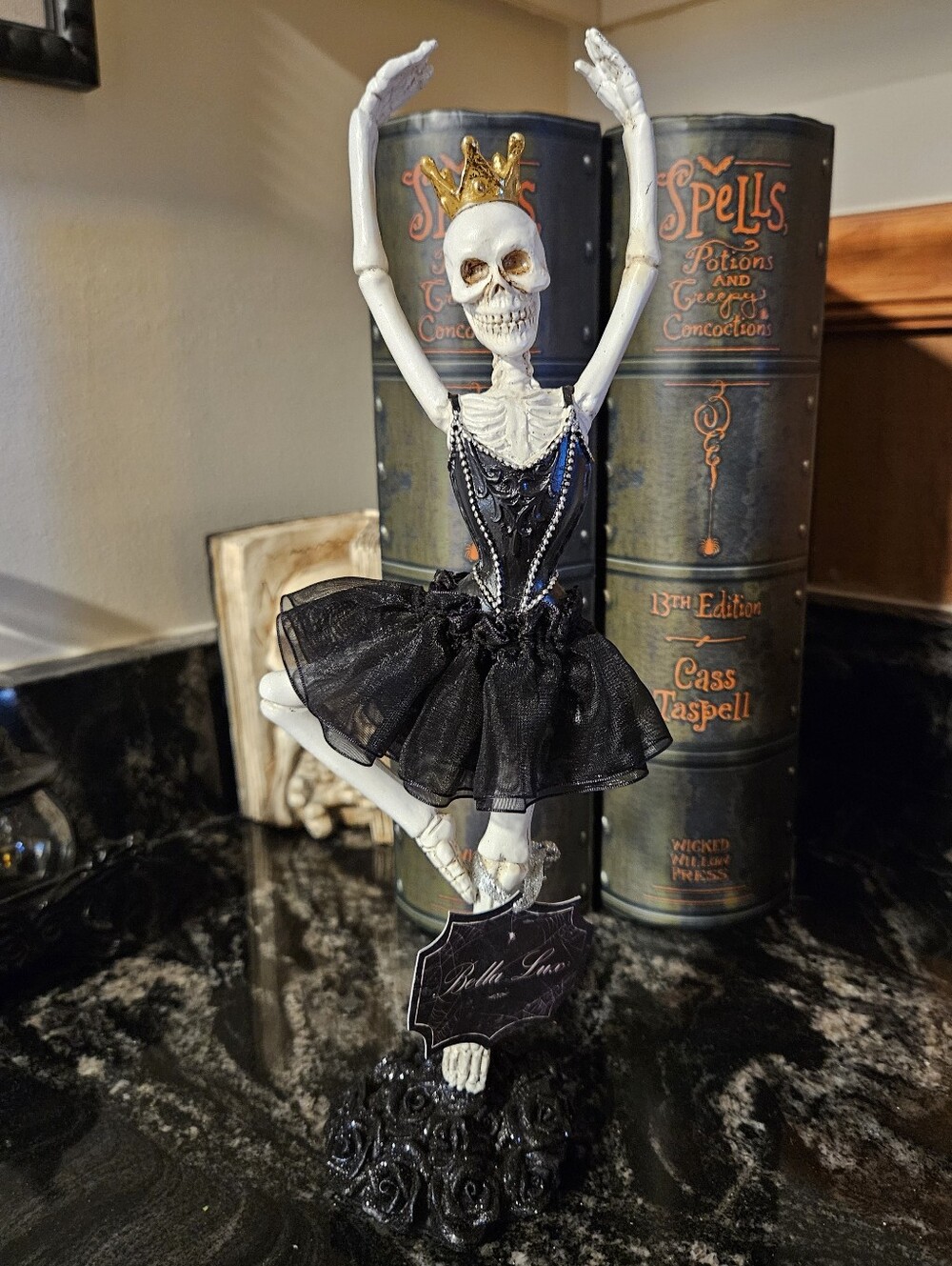 NWT Bella Lux Gothic Black Skeleton Ballerina Figurine Halloween Decor Crown